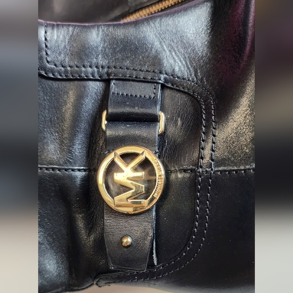 Michael Kors Black Leather Boots - Picture 4 of 9